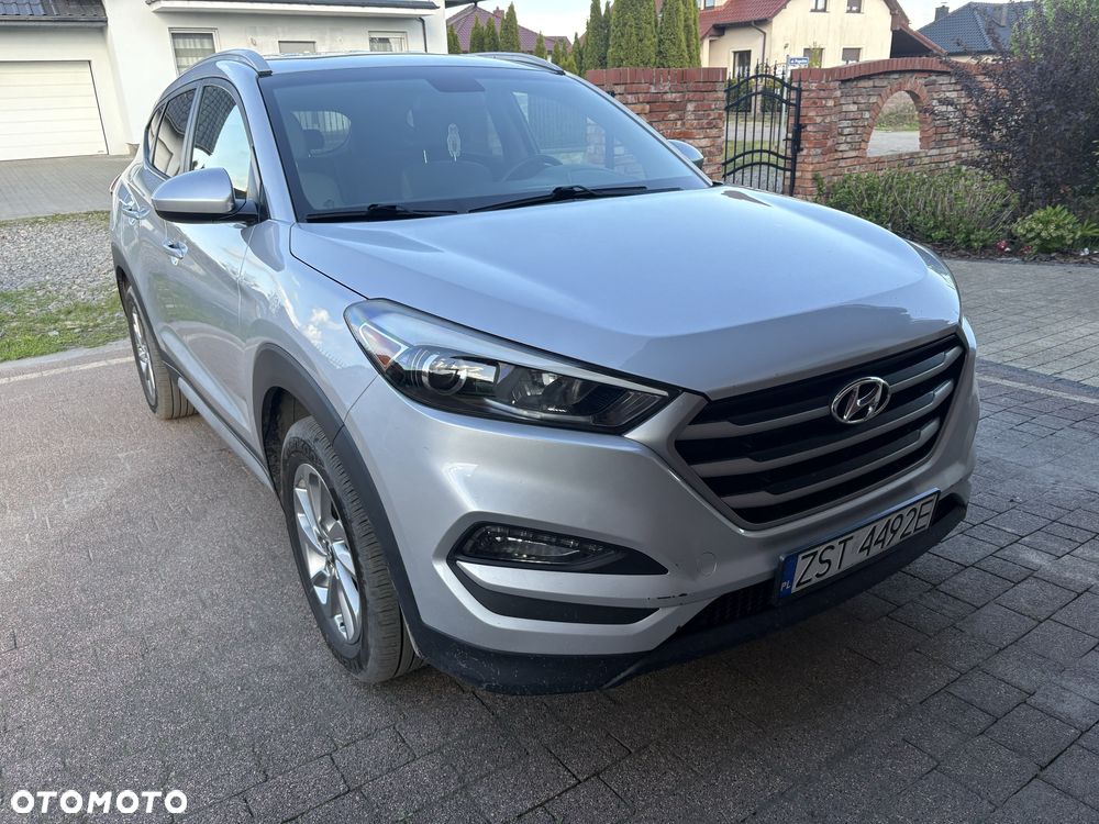 Hyundai Tucson - 2