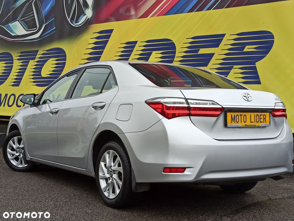 Toyota Corolla - 4