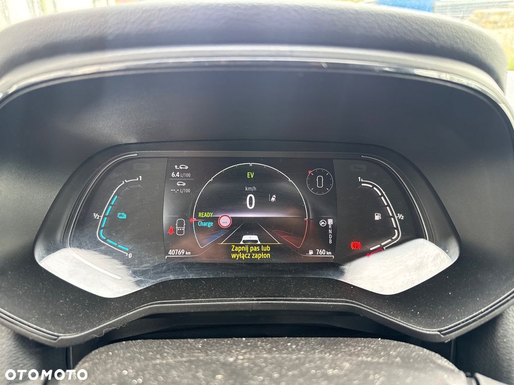 Renault Clio E-TECH 140 BUSINESS EDITION - 12
