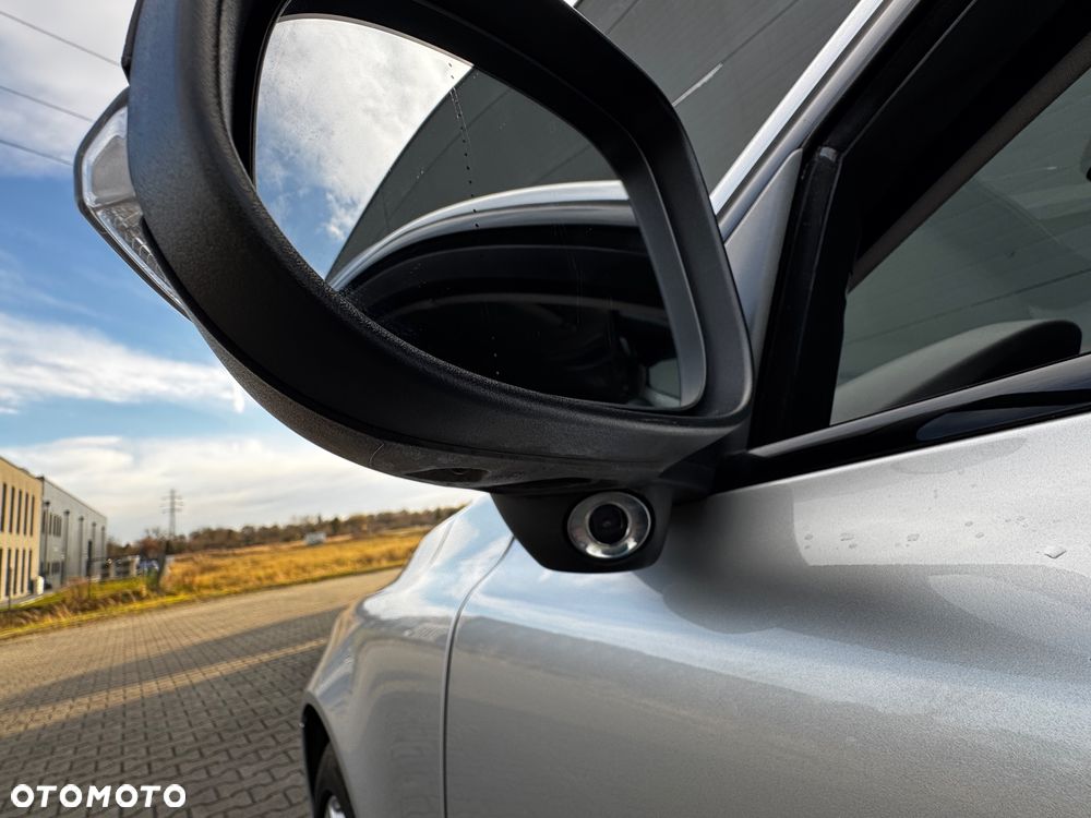 Volvo V70 D4 Summum - 25