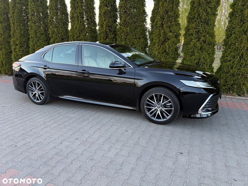 Toyota Camry 2.5 Hybrid Executive CVT - 6