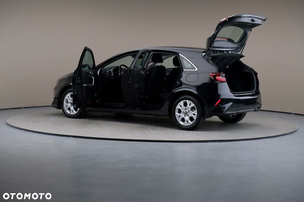 Kia Ceed - 7