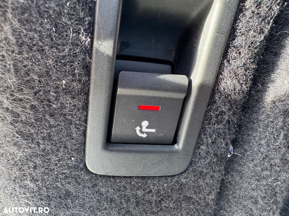 Audi A4 2.0 TDI S tronic quattro - 8