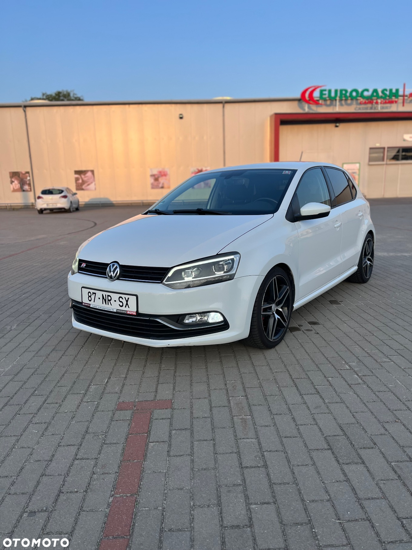 Volkswagen Polo - 7