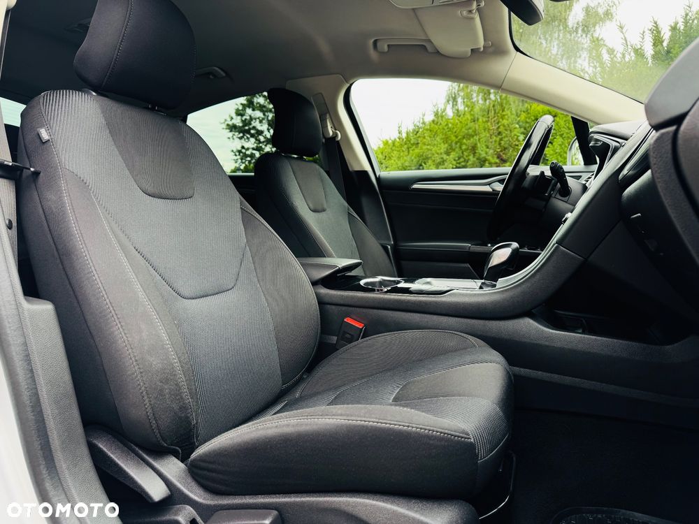Ford Mondeo 2.0 TDCi Titanium PowerShift - 35