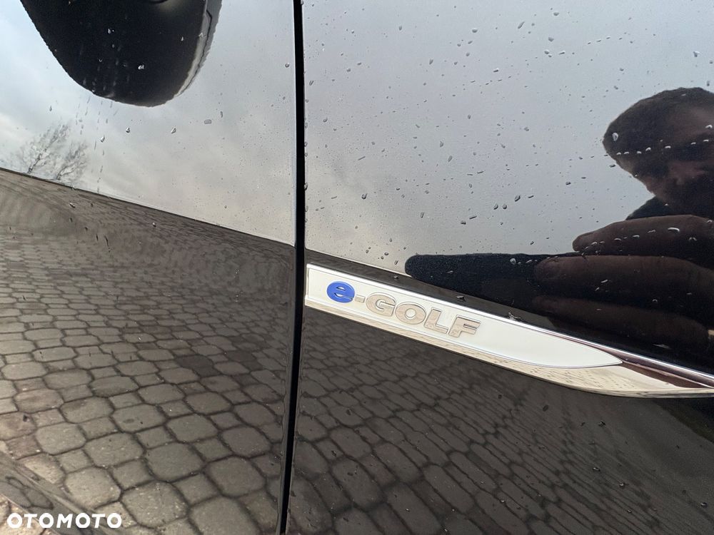 Volkswagen Golf - 11