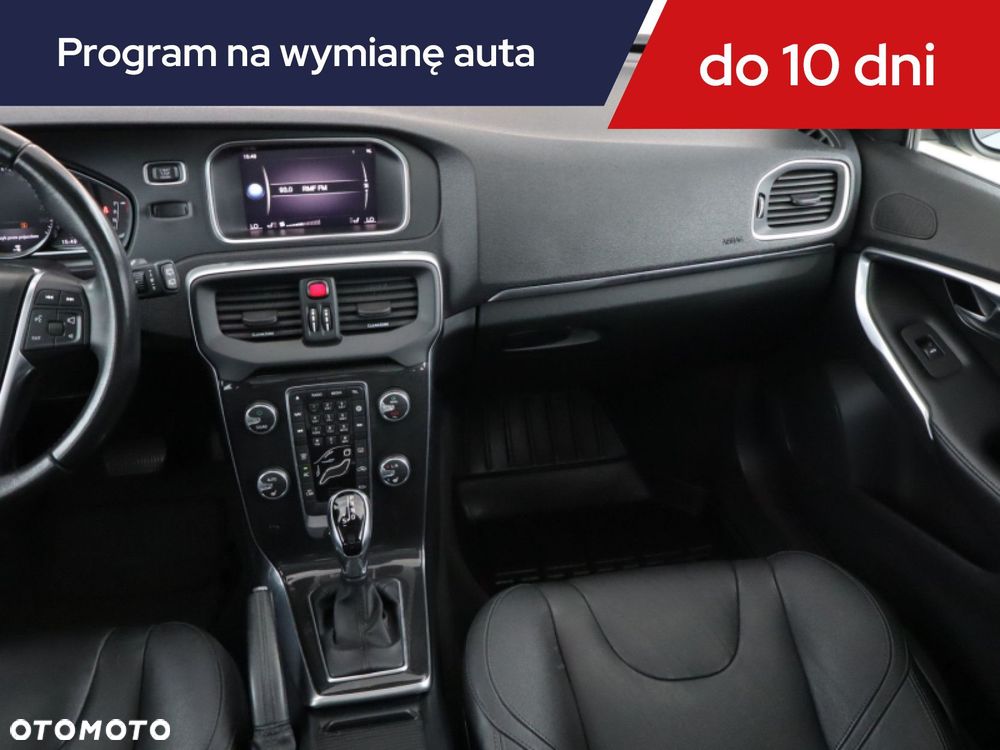 Volvo V40 - 10