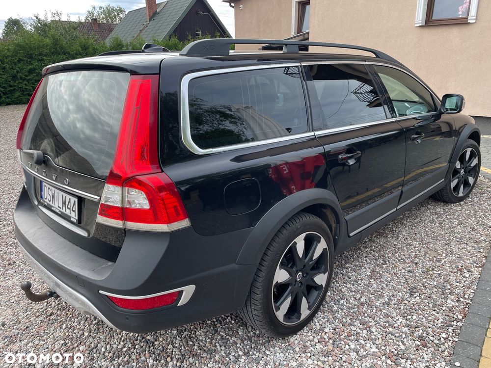 Volvo XC 70 D5 AWD Geartronic Momentum - 3