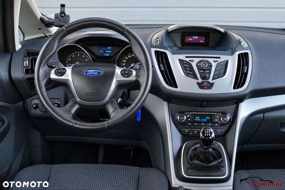 Ford Grand C-MAX - 34