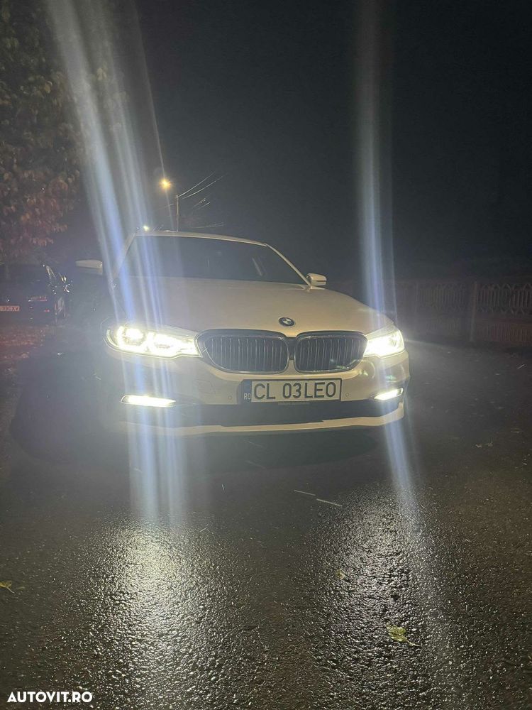 BMW Seria 5 520d xDrive AT - 10