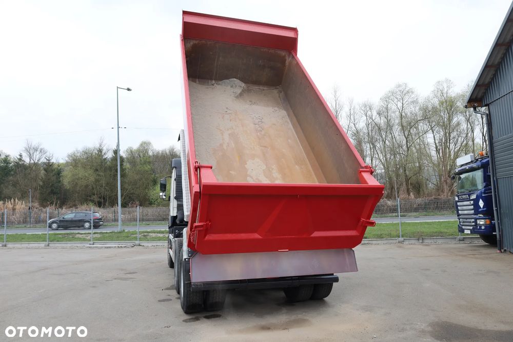 Volvo FMX 540 6X4 - 23