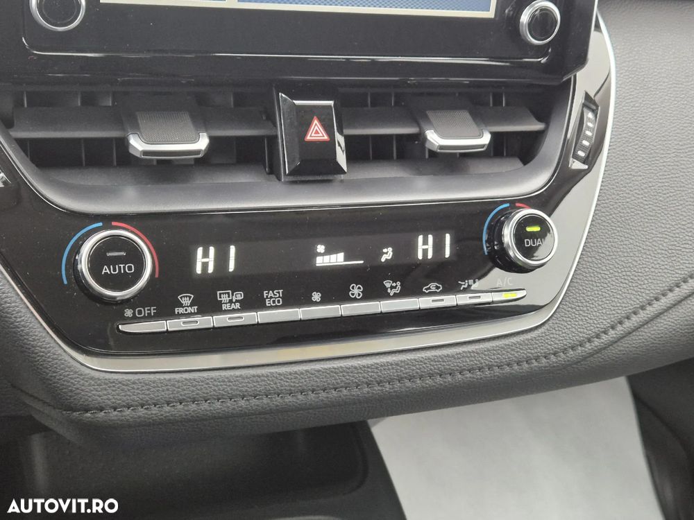 Toyota Corolla 1.8 HSD Active - 19