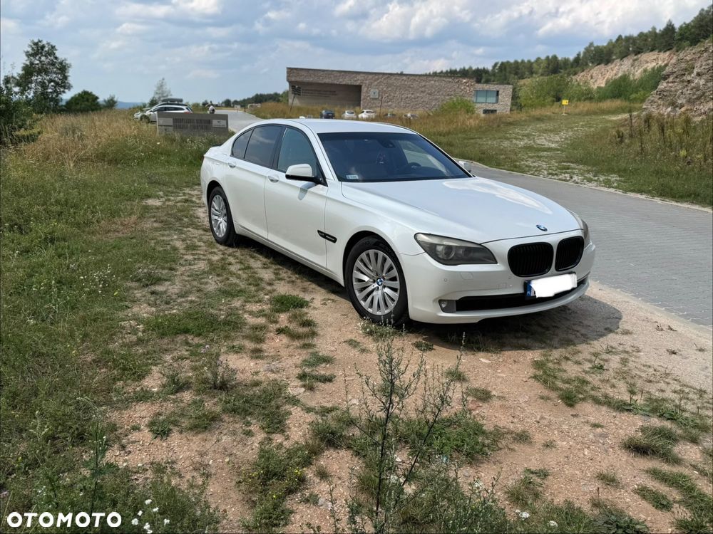 BMW Seria 7 740d - 4