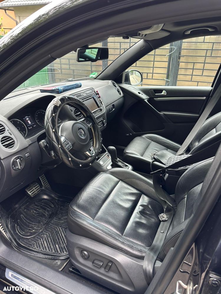 Volkswagen Tiguan - 12