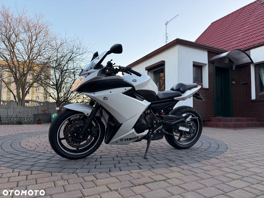 Yamaha FZ6 - 2