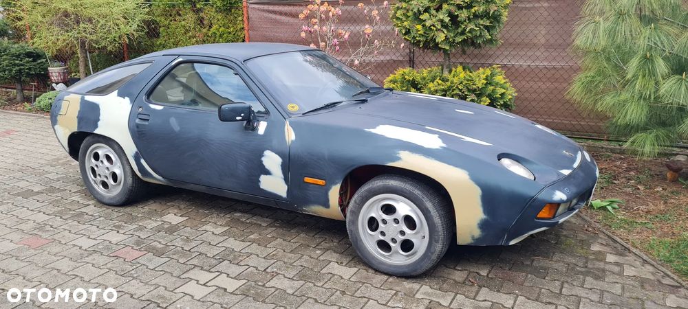 Porsche 928 - 3