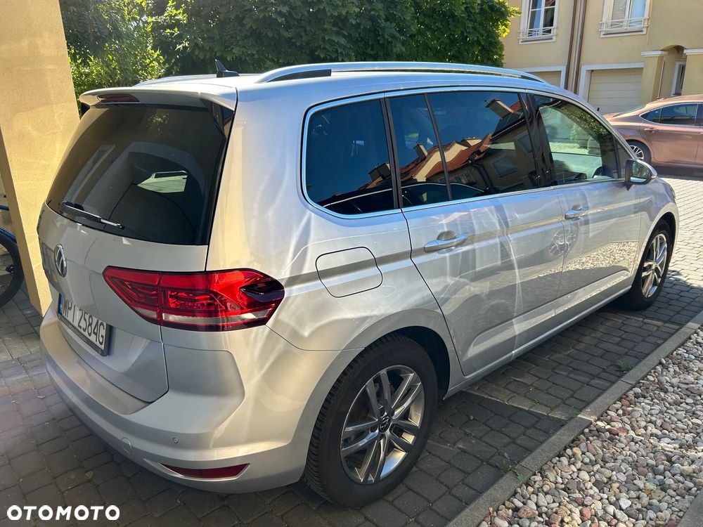 Volkswagen Touran 1.5 TSI EVO Highline DSG - 4
