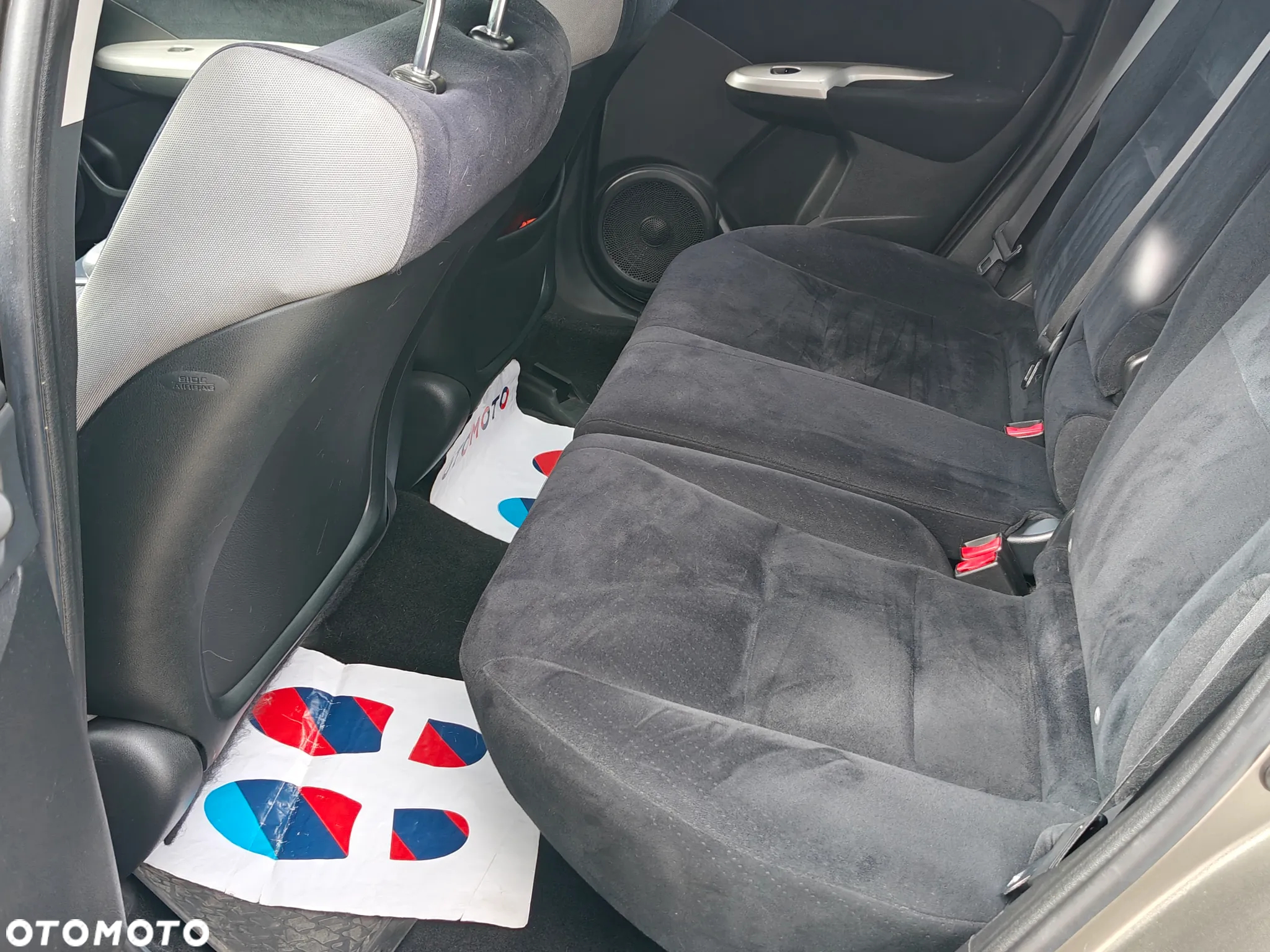 Honda Civic 1.4 Comfort - 11