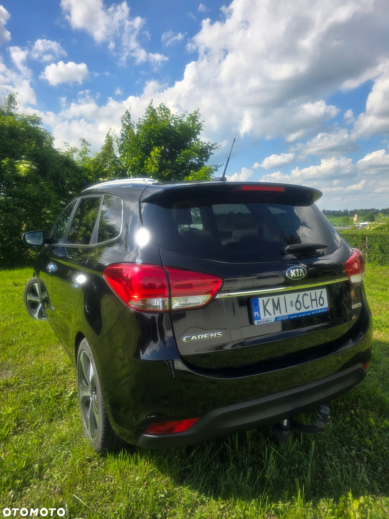 Kia Carens - 6