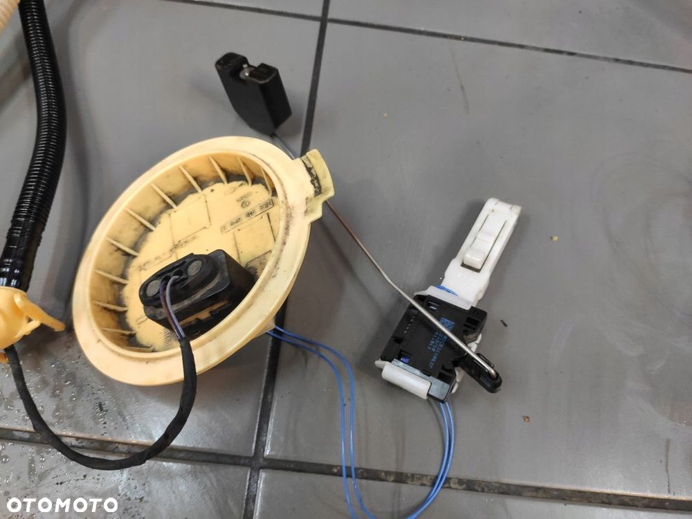 AUDI Q7 4L 3.0TDI LIFT POMPA POMPKA PALIWA ZBIORNIKA CZUJNIK POZIOMU ORYG - 12