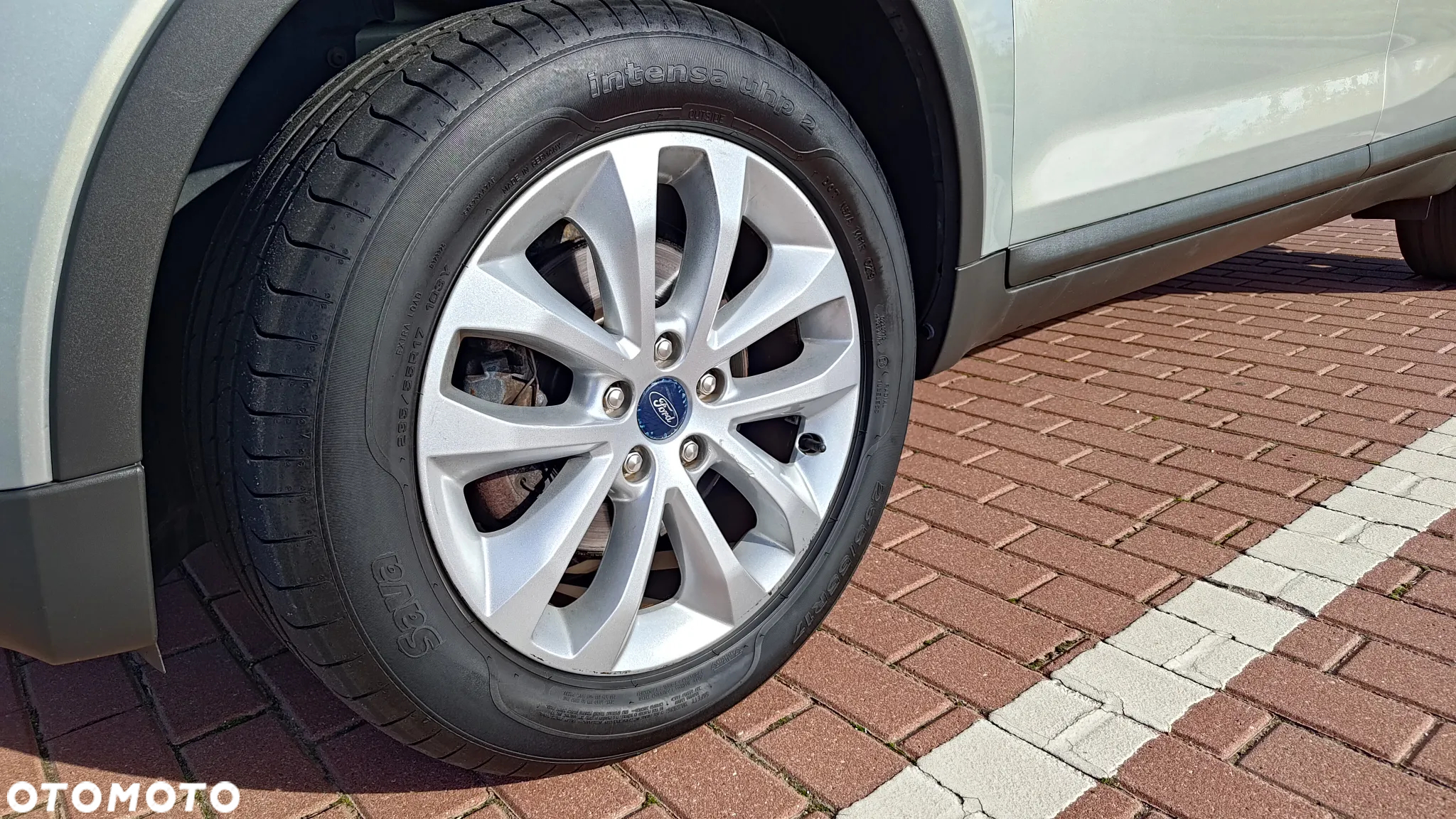 Ford Kuga 2.0 TDCi Titanium FWD - 16