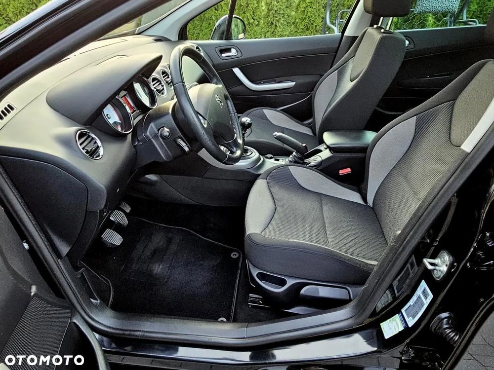 Peugeot 308 SW HDi FAP 150 Active - 19