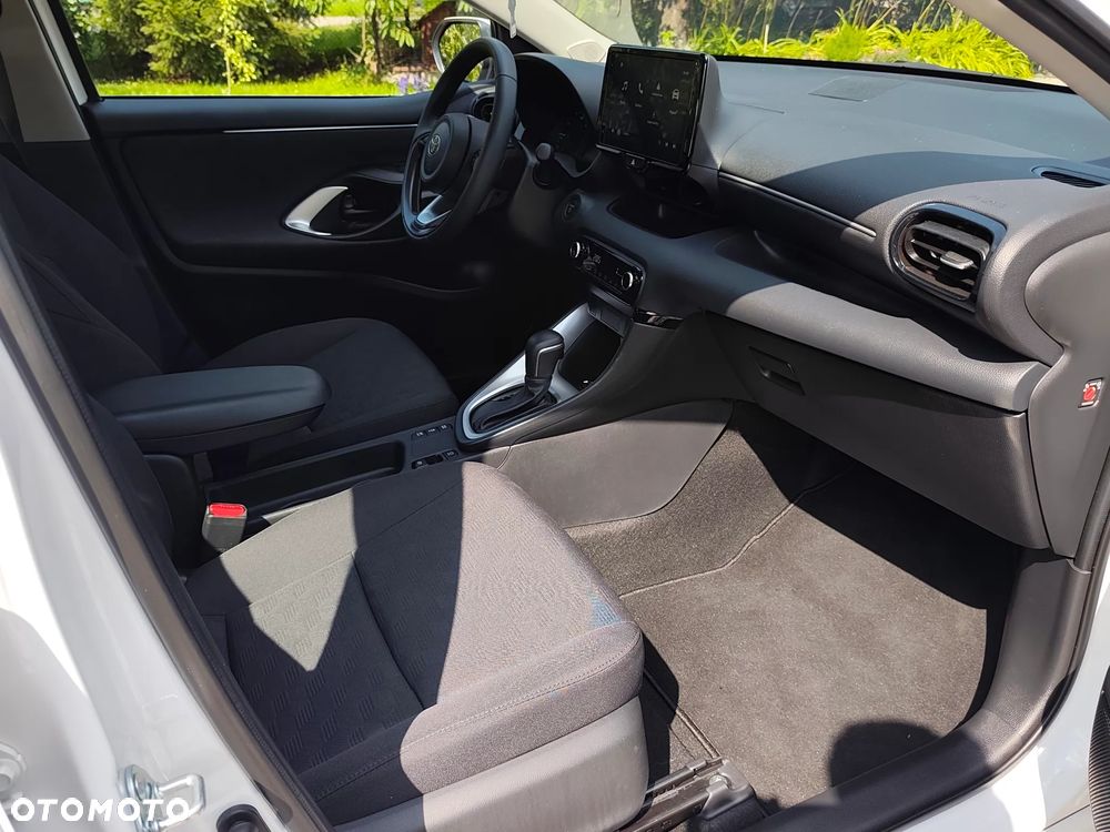 Toyota Yaris 116 1.5 VVT-i Comfort - 17