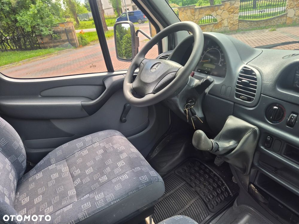 Mercedes-Benz Sprinter - 34