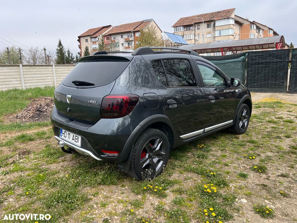 Dacia Sandero 1.5 DCI Stepway Prestige - 4