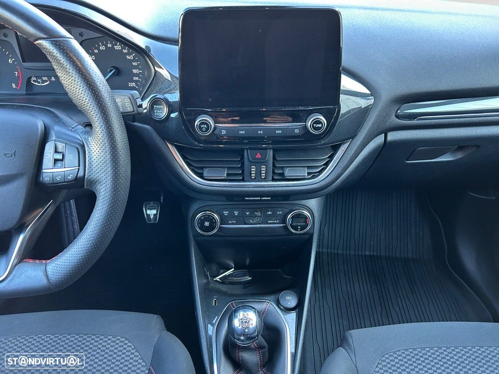 Ford Fiesta 1.0 EcoBoost ST-Line - 11