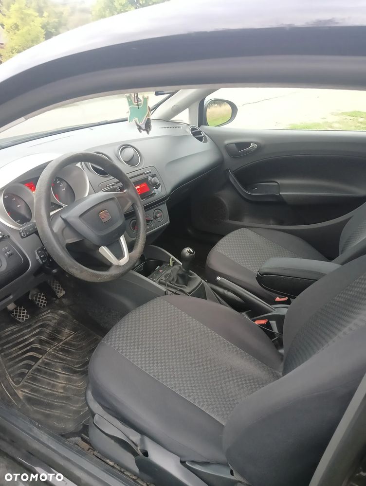 Seat Ibiza SC 1.4 16V Style - 29
