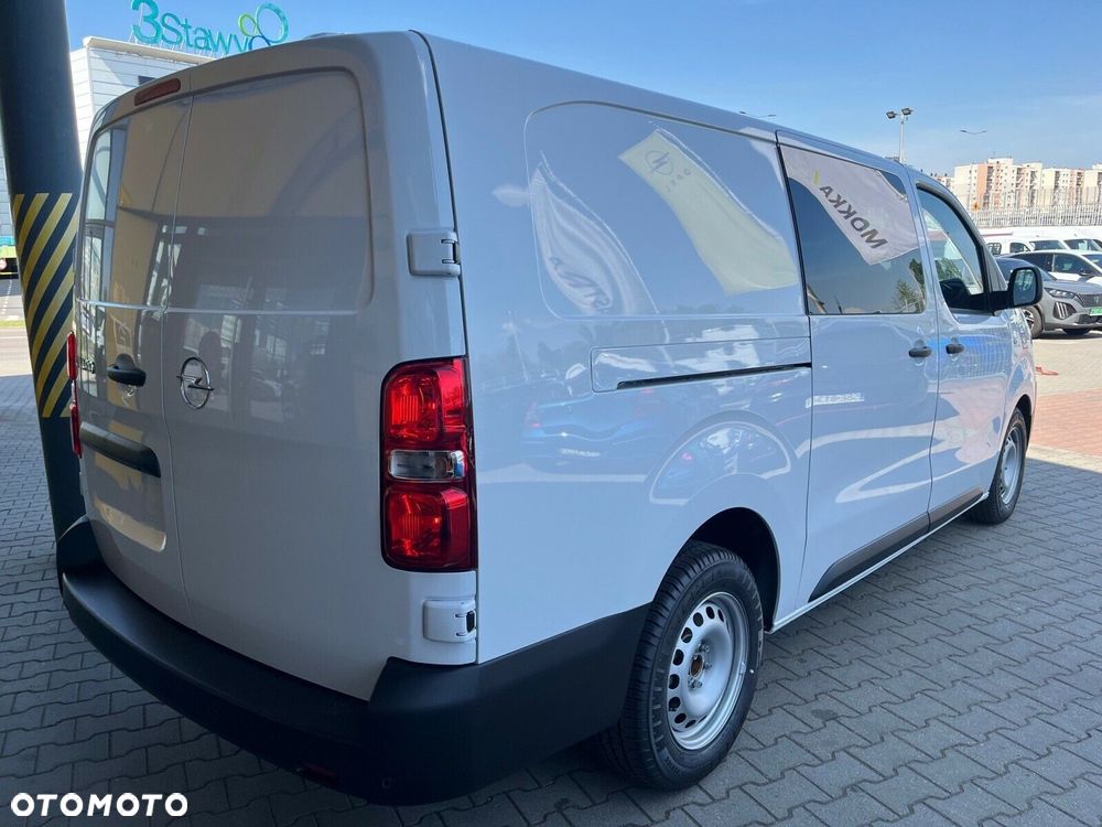 Opel Vivaro Furgon Brygadowy Extra Long 2.0d 144 KM MT6 - 3