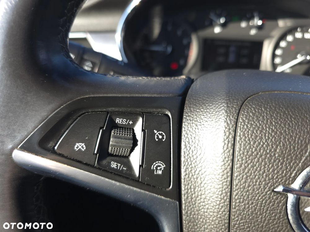 Opel Mokka X 1.4 T Enjoy S&S - 23