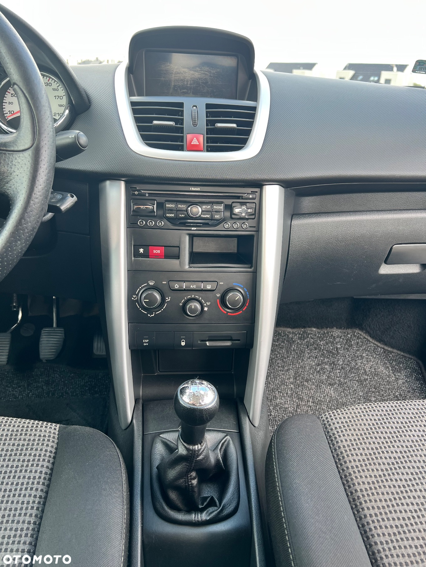 Peugeot 207 1.4 Trendy - 25