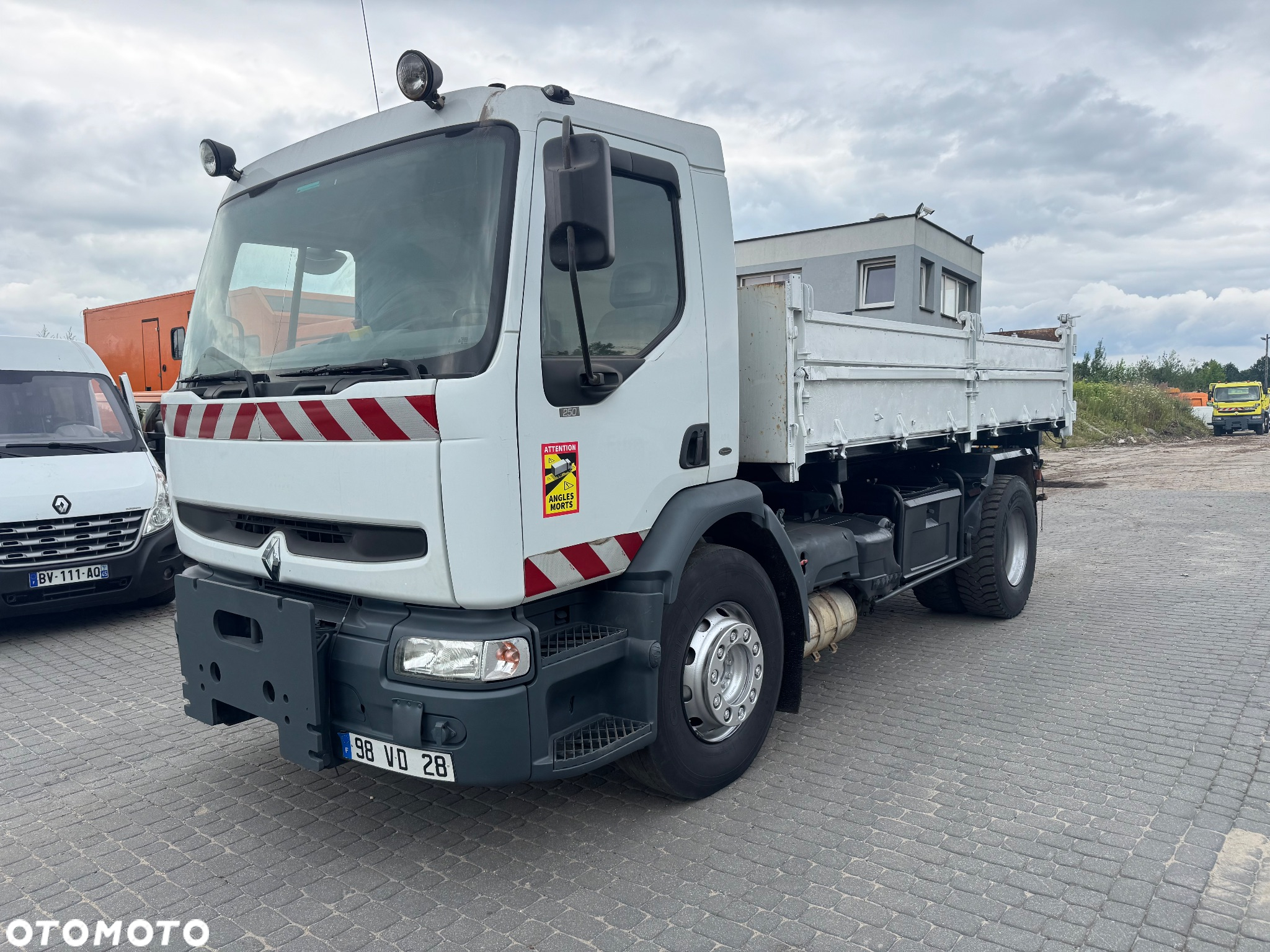 Renault Premium 270 DCi Wywrotka 3 str 2001 r. SPECJALNY - 12
