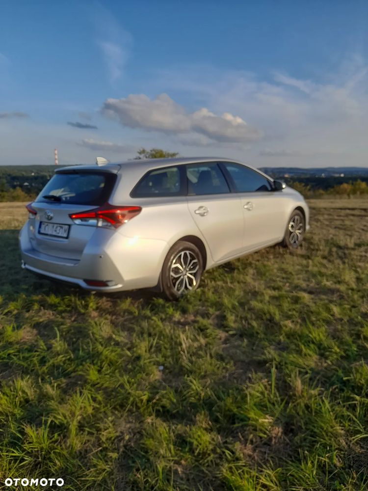 Toyota Auris 1.6 Active - 8