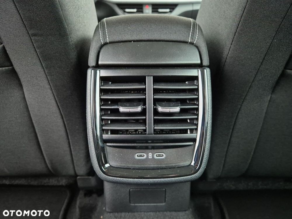 Skoda Scala 1.0 TSI Drive DSG - 40