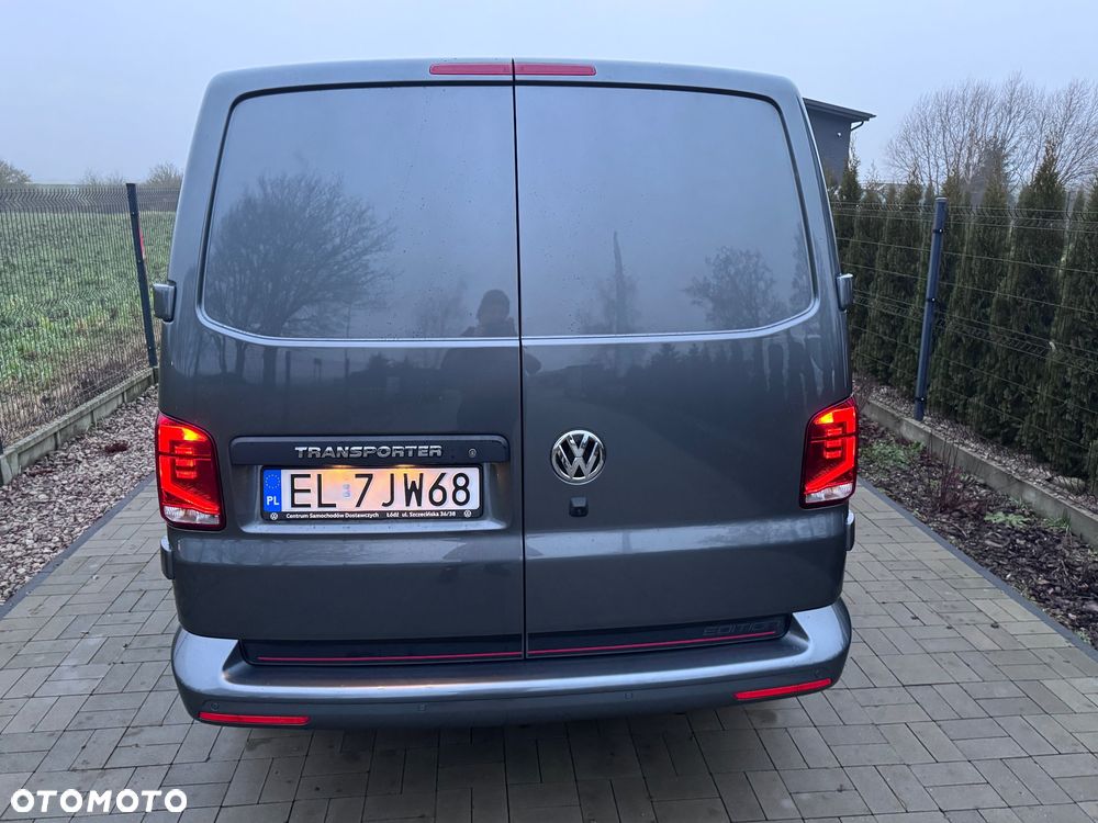 Volkswagen Transporter - 11