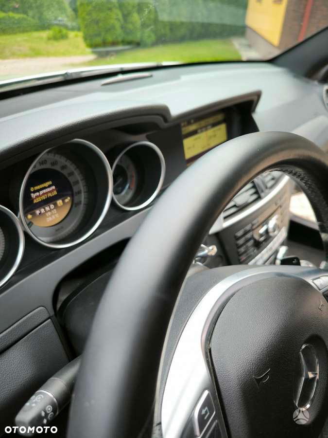 Mercedes-Benz Klasa C 180 Coupe BlueEFFICIENCY 7G-TRONIC Edition 1 - 12
