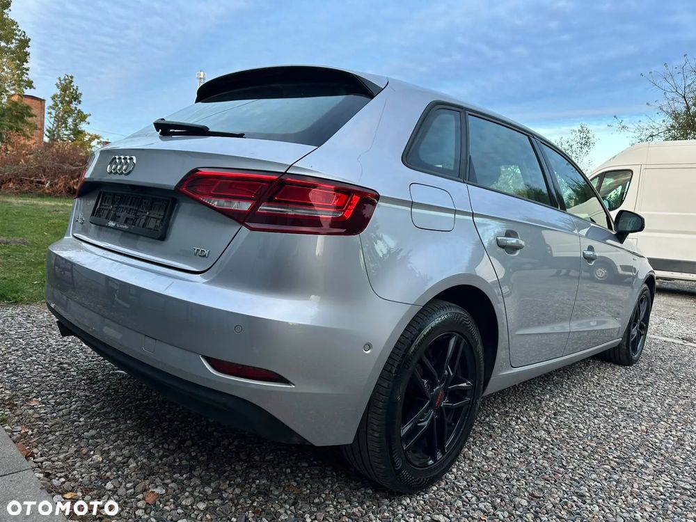 Audi A3 Sportback - 6