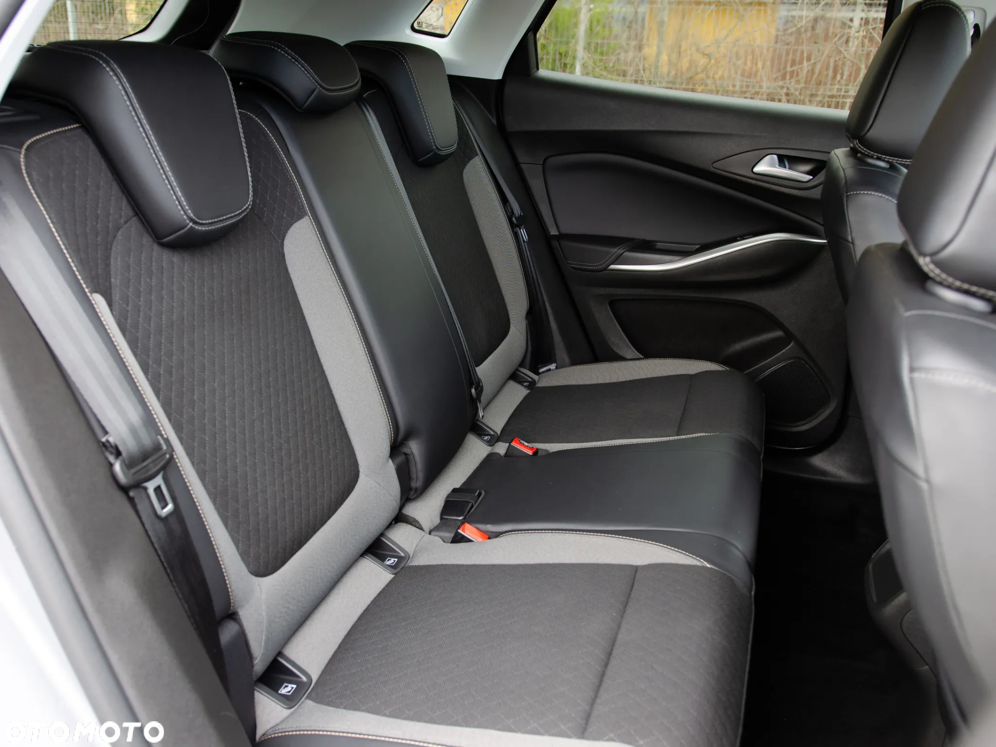 Opel Grandland 1.2 T GS Line S&S - 18