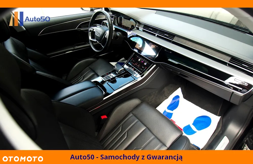 Audi A8 - 40