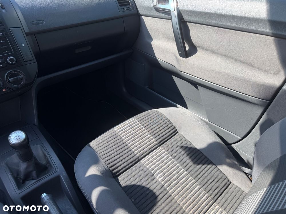 Volkswagen Polo 1.2 - 12