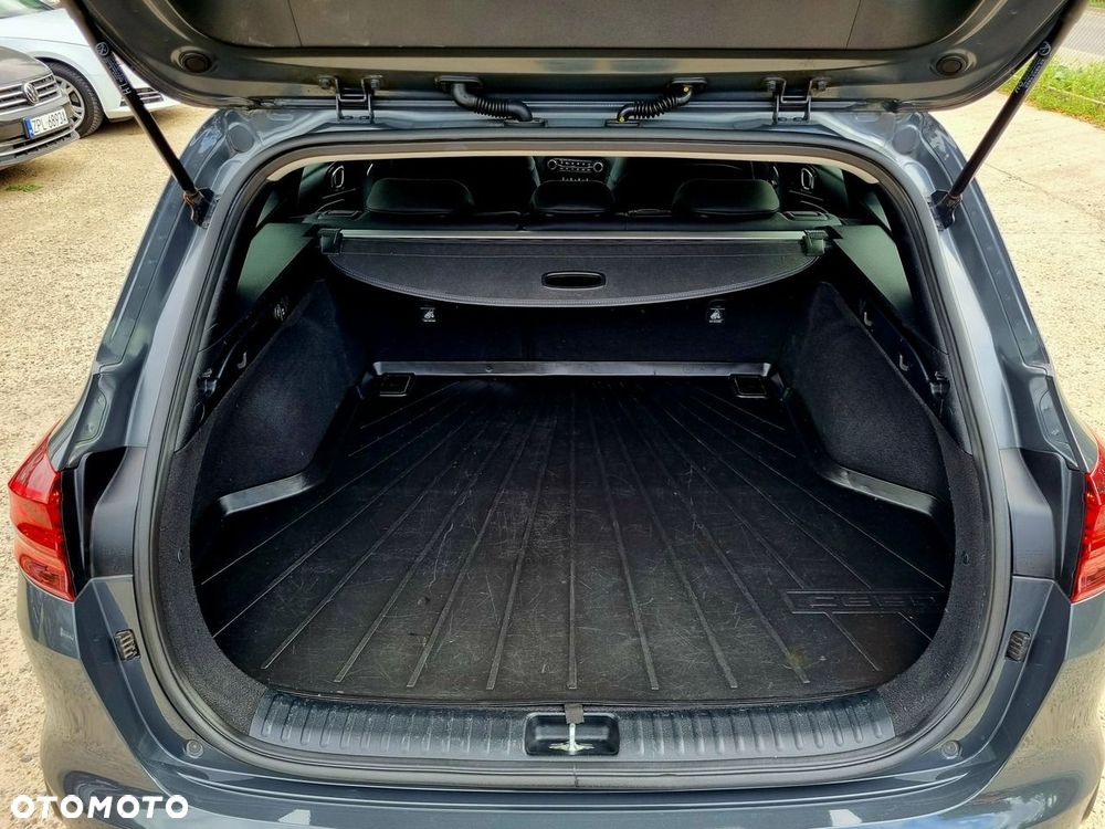 Kia Ceed 1.6 CRDi Spirit - 13