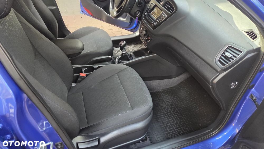 Hyundai i20 1.4 Comfort - 28