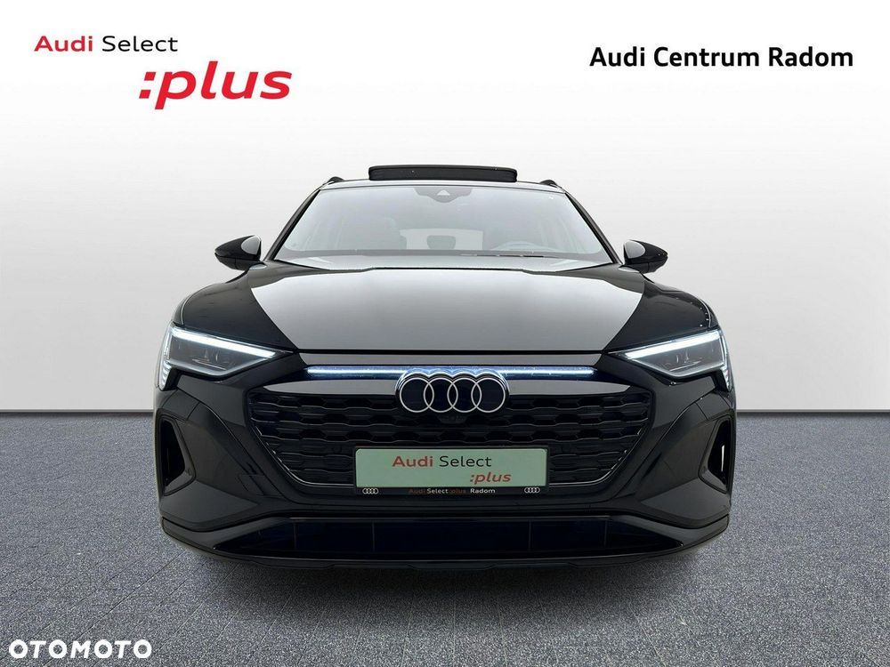 Audi Q8 Sportback e-tron - 8