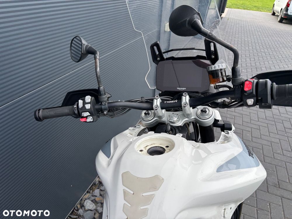 Triumph Tiger - 7