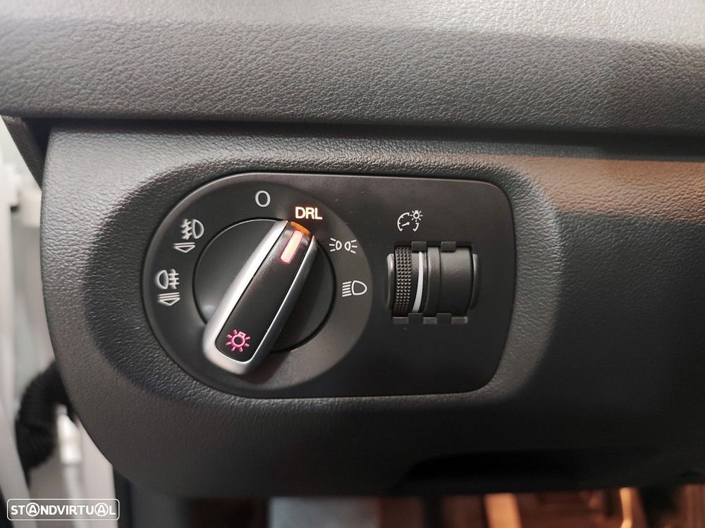 Audi A3 Cabrio 2.0 TDi S-line - 23