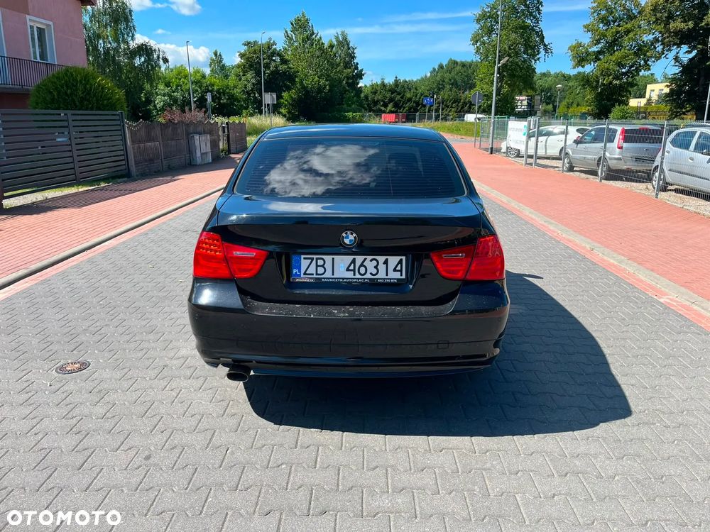 BMW Seria 3 316d - 9