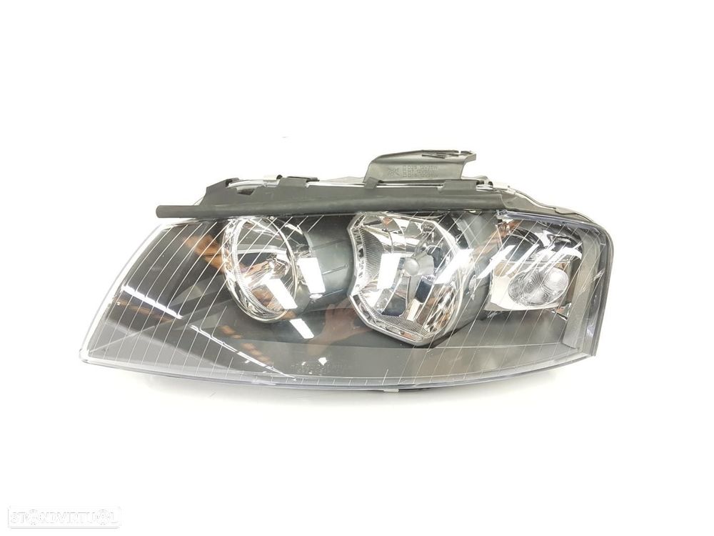 FAROL ESQUERDO AUDI A3 8P1 - 1
